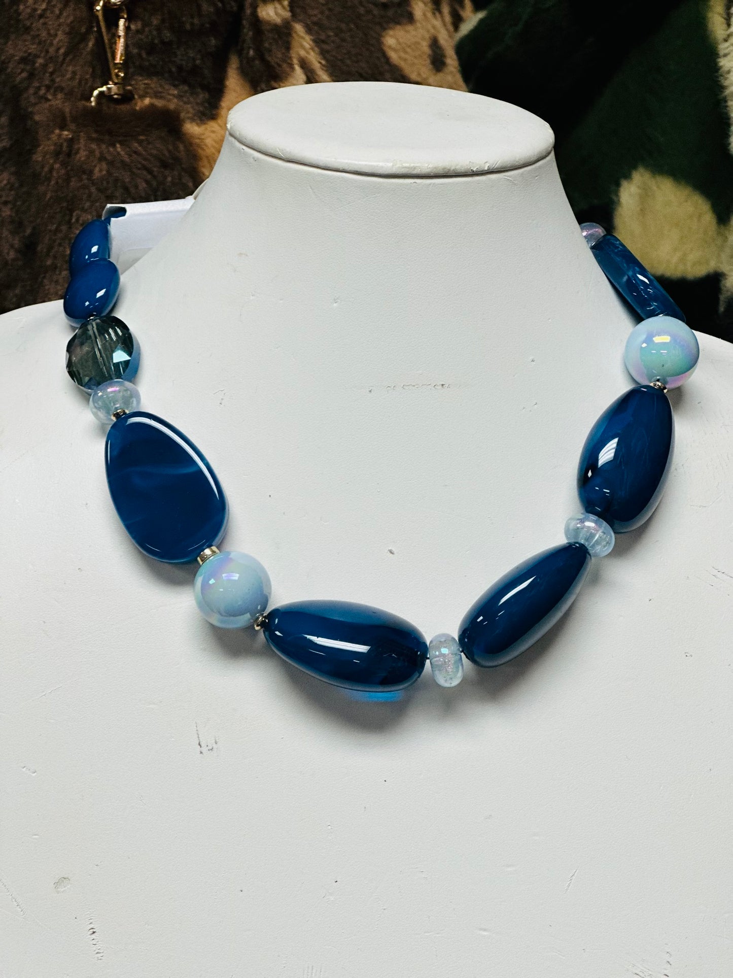 OVAL COLORED NECKLACE - 333