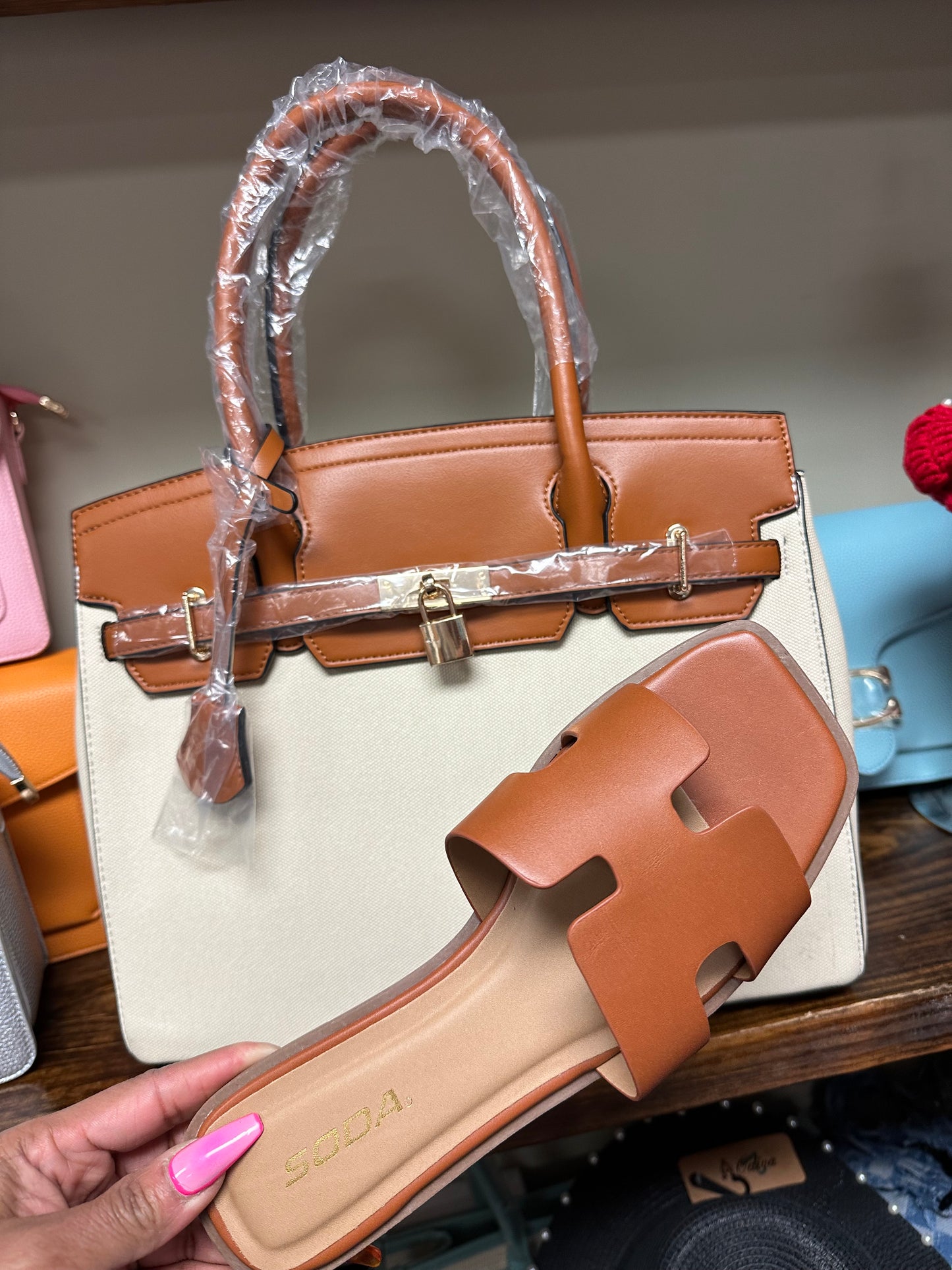 Lock Handbag & Wallet _ Large