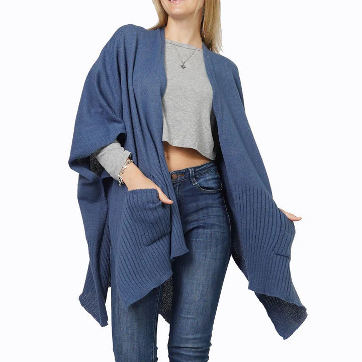 KNITTED VEST WITH 2 POCKETS
