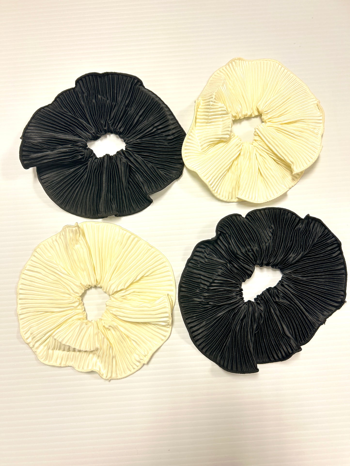 RUFFLED SCRUNCHIES SET of 4