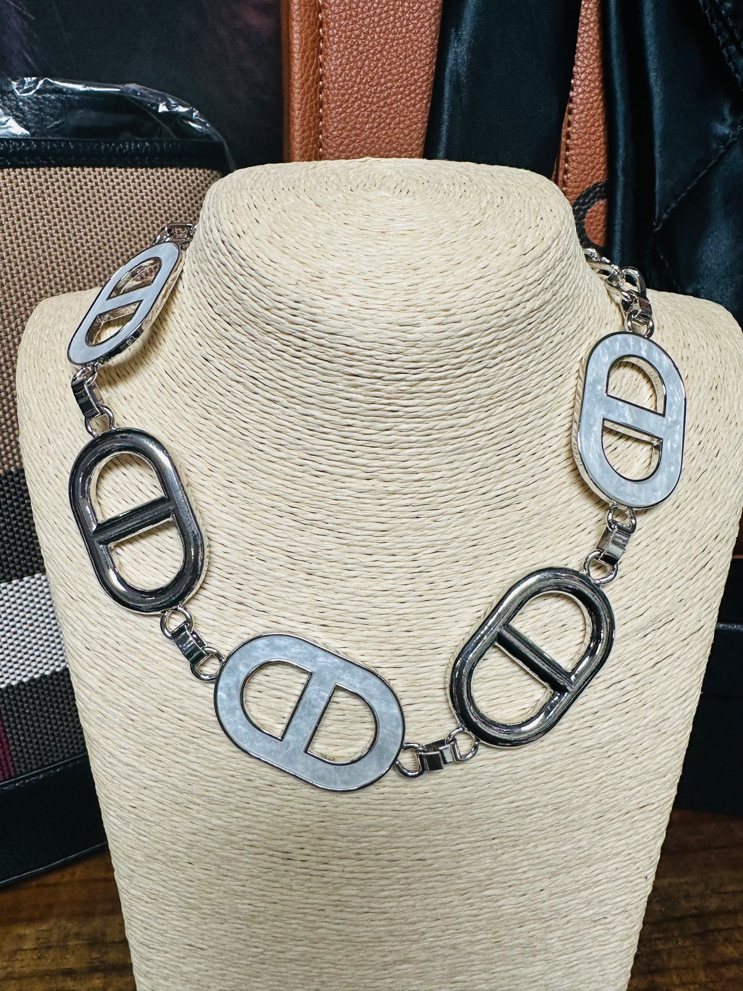 C OVAL D - NECKLACE - 222