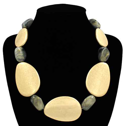 STONE & GOLD OVAL NECKLACE