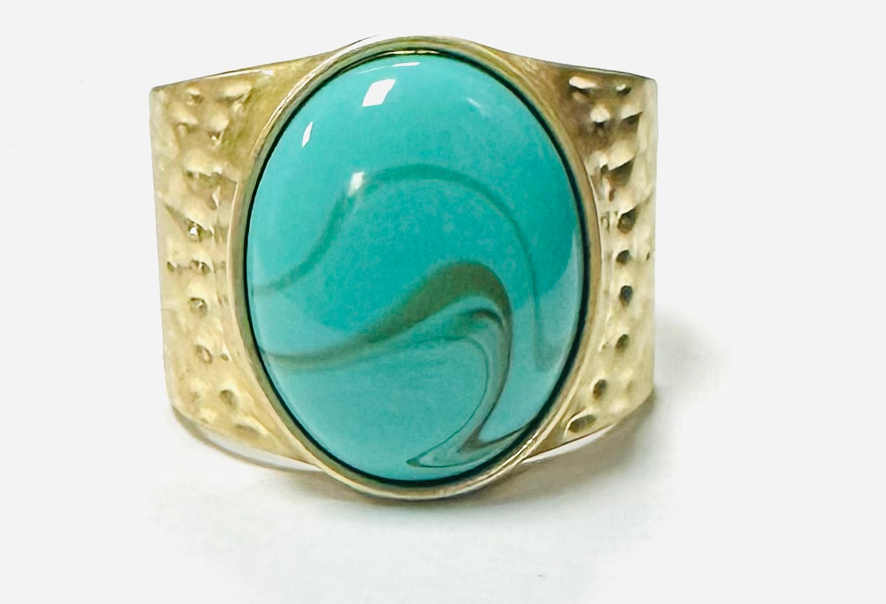 MARBLE TURQUOISE OVAL - THICK HAMMERED SIDES & earring