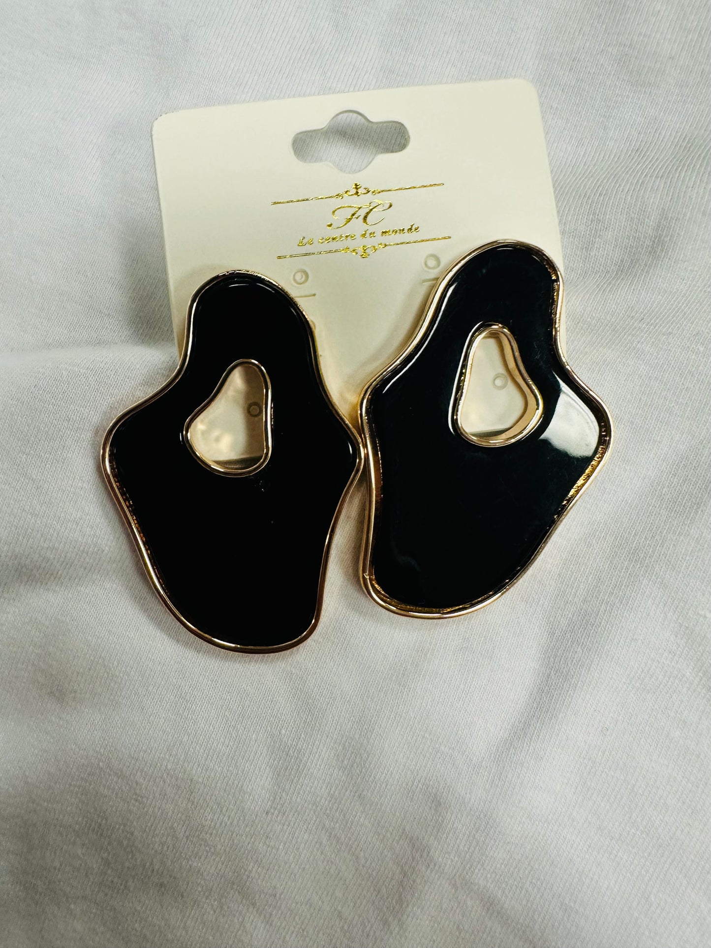 Falsy Earrings