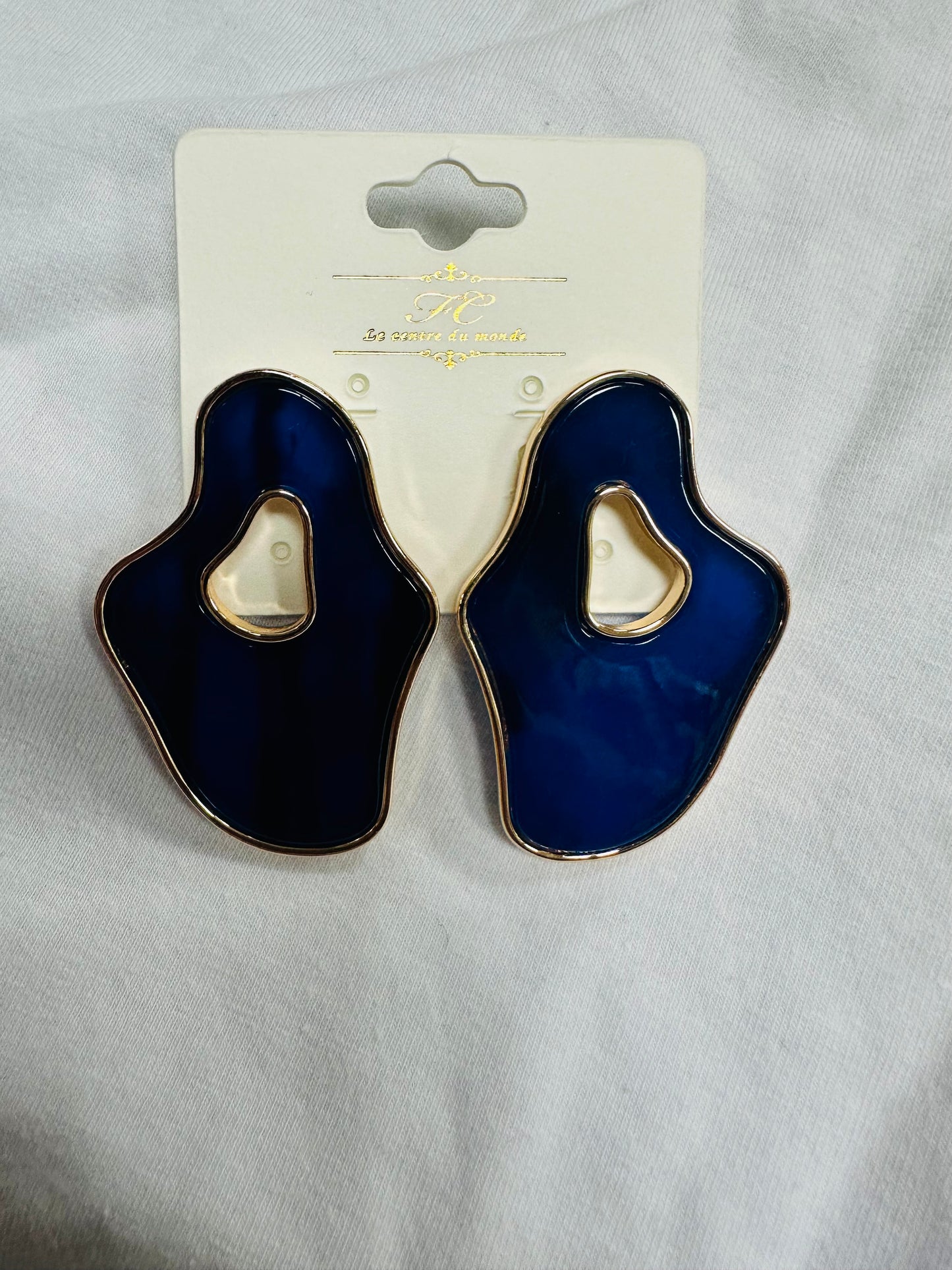 Falsy Earrings