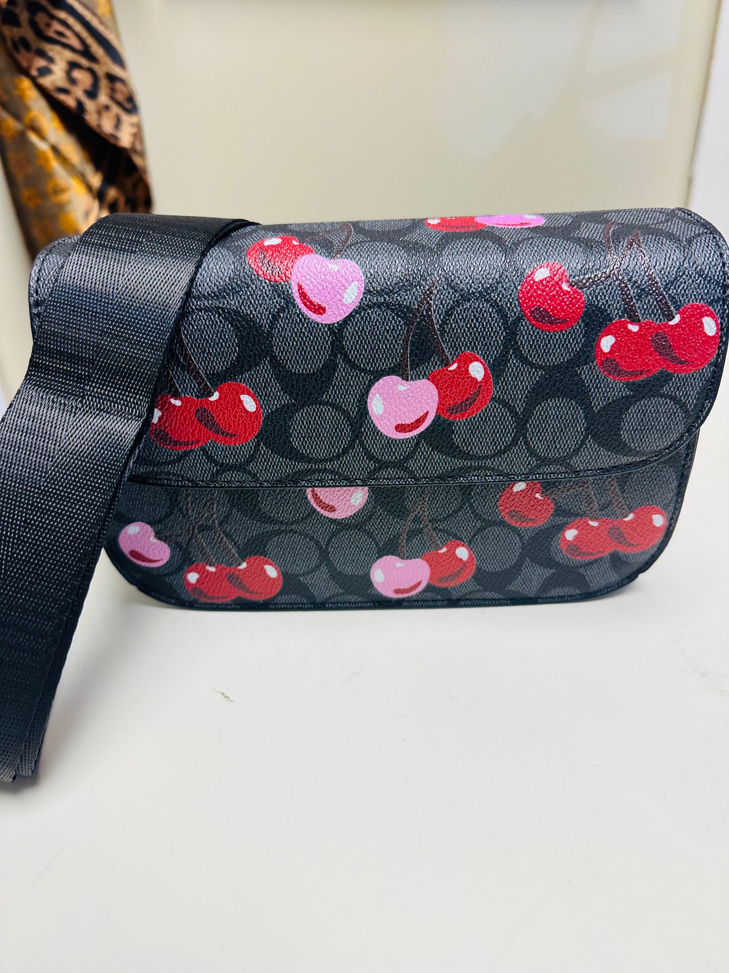 COA CHERRY XBODY COLLECTION 111