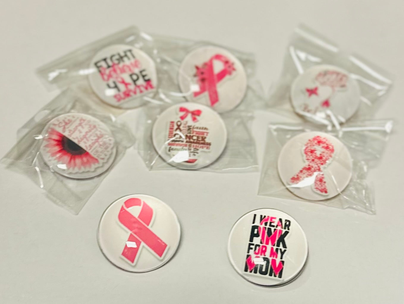 PINK RIBBON MINI BUTTON PIN BX1 4815