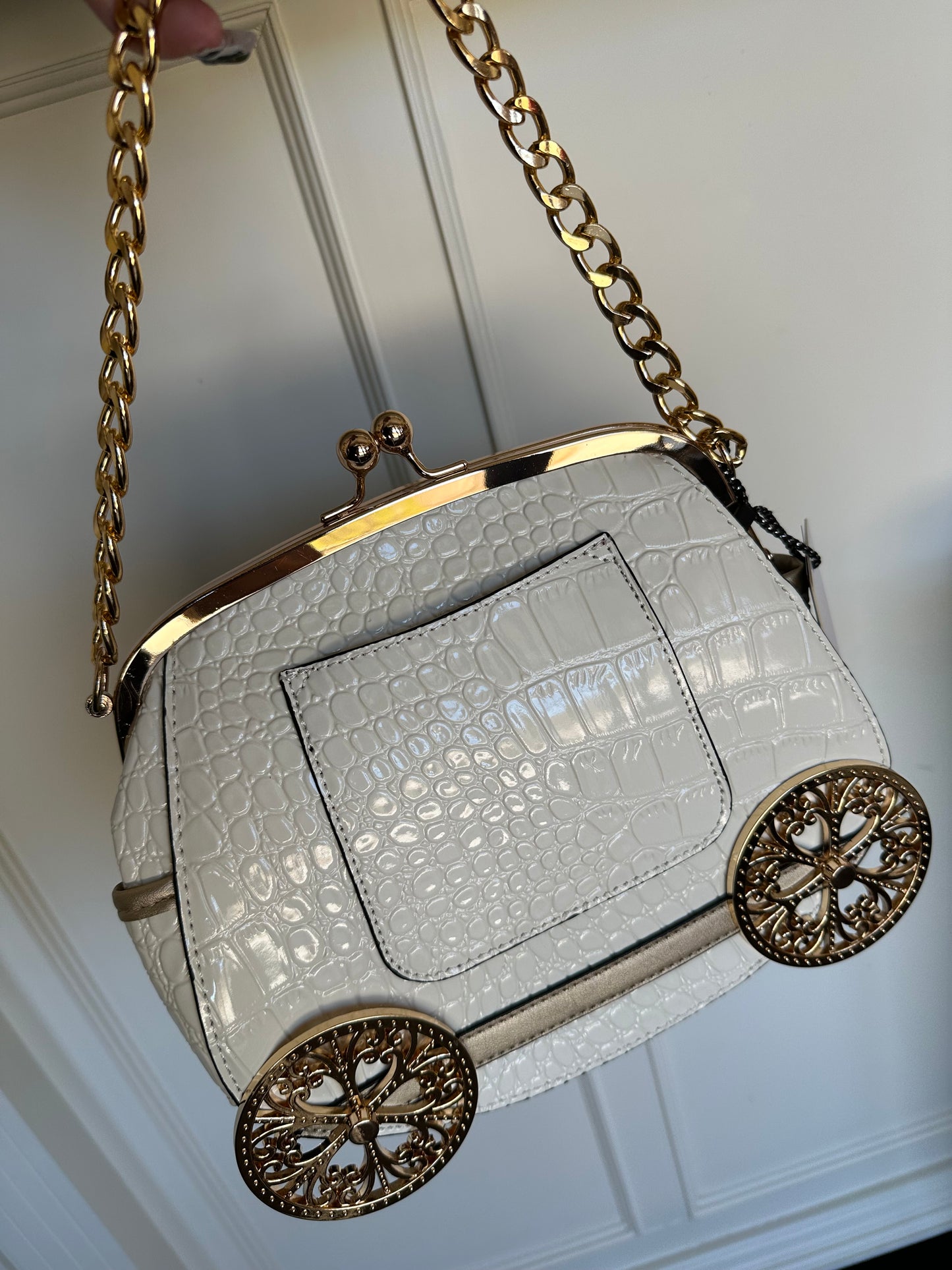 CARRIAGE XBODY