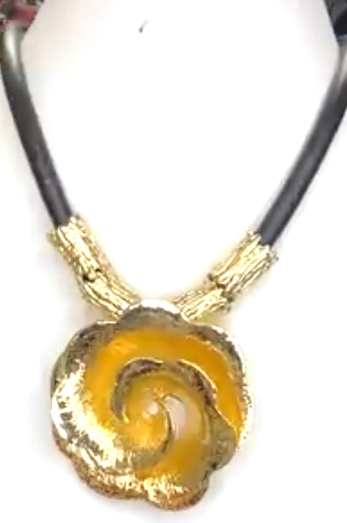 Rose Necklace Set