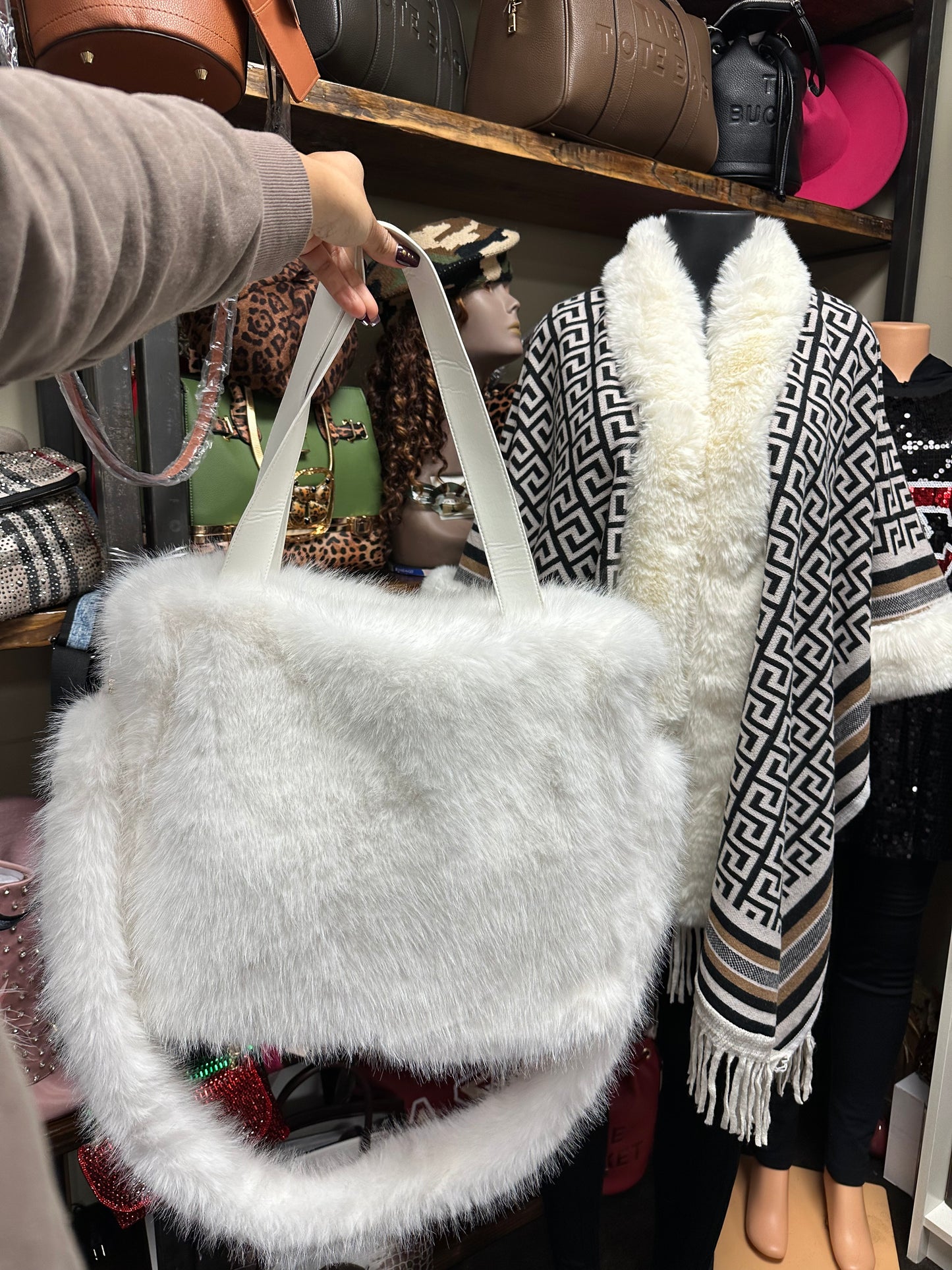 Fur Tote - XL FUZZY BAG 333