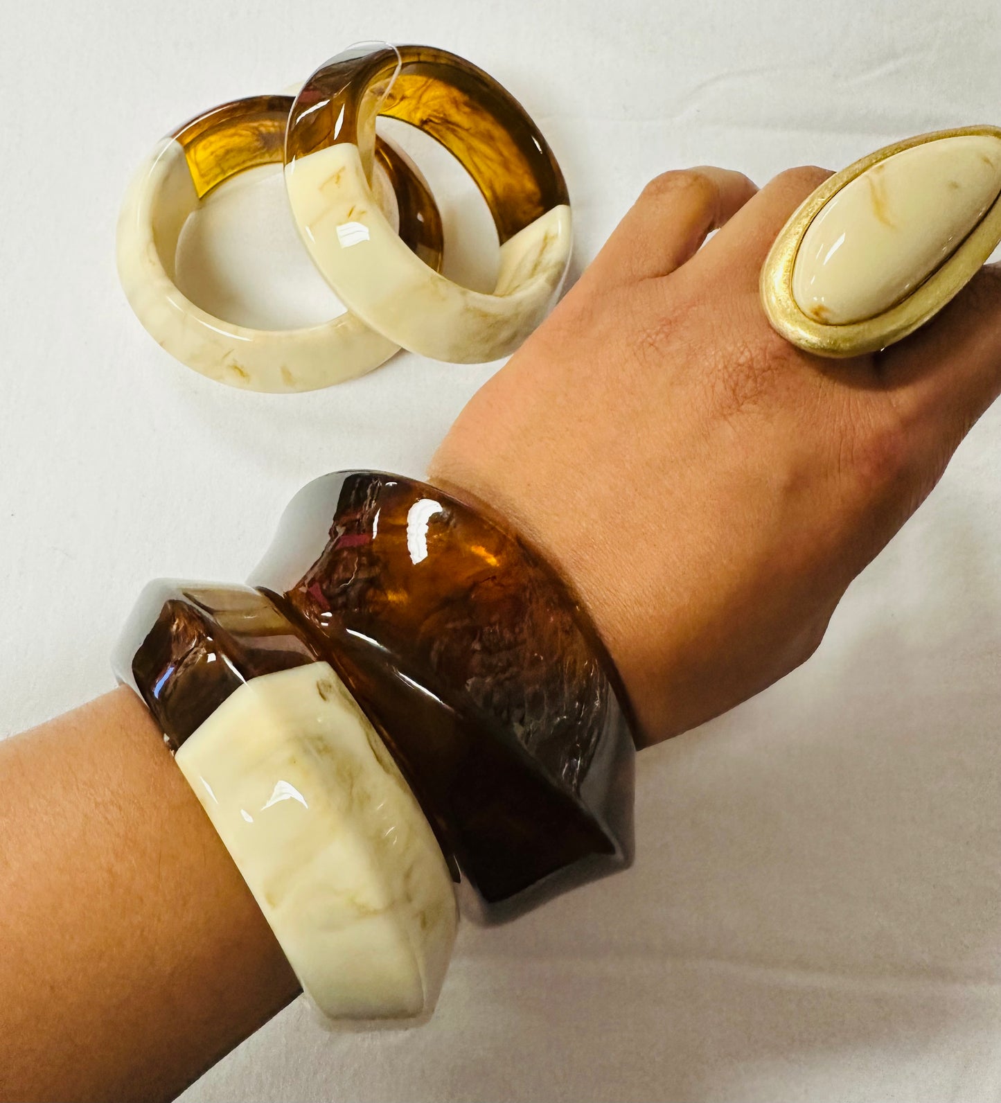 CHUNKY BANGLE CUFF