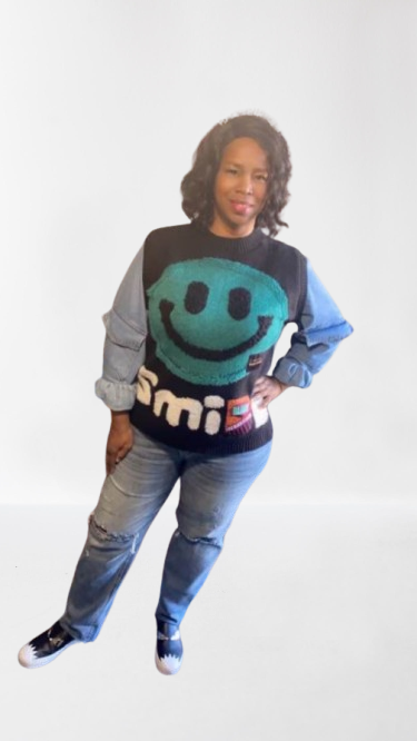 SMILEY SWEATER