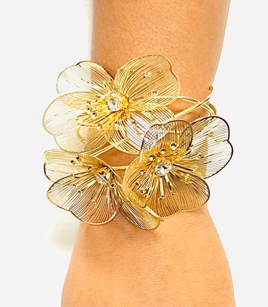 GOLD FLOWER 3D CUFF 1063CLR 4812