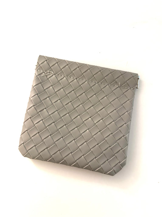 Woven DESIGN  Pouch