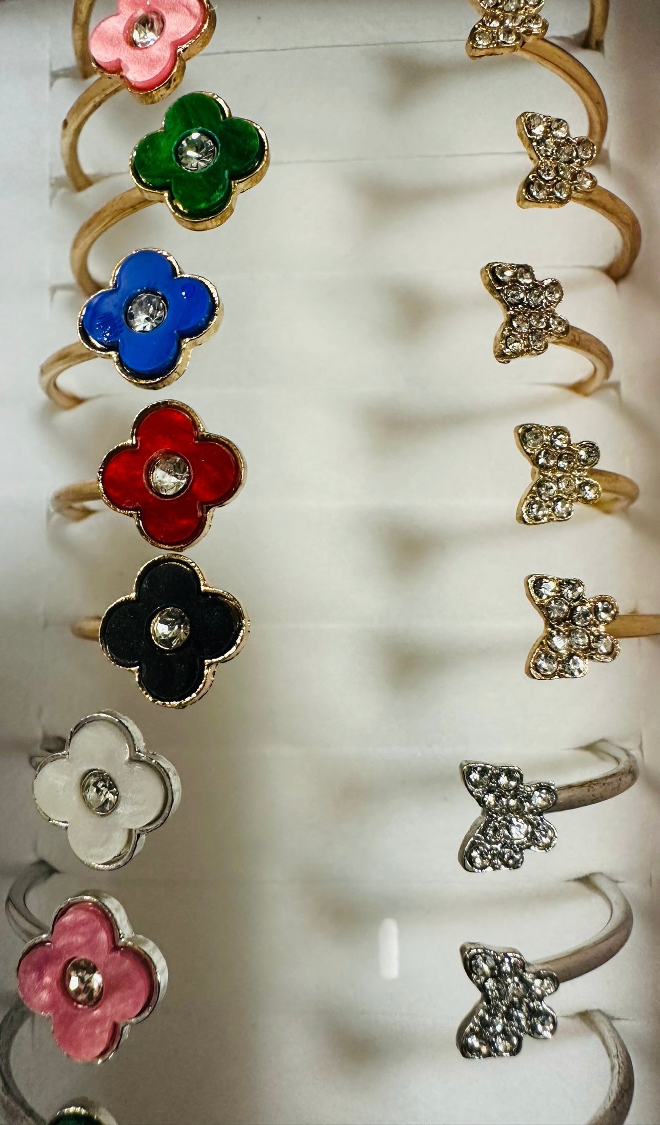 BLING CLOVER CUFF 0136
