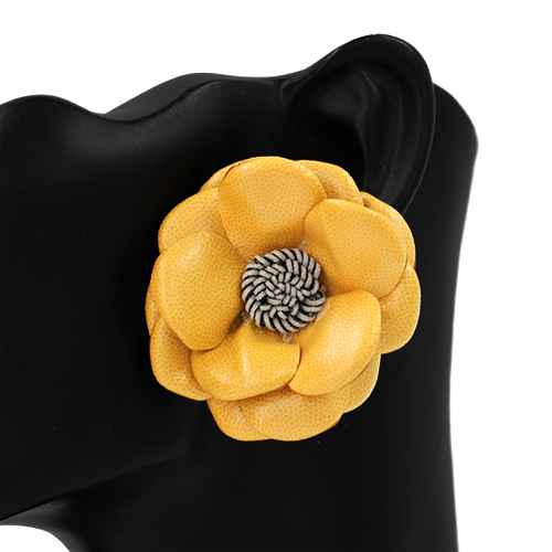 LEATHER FLOWER EARRINGS