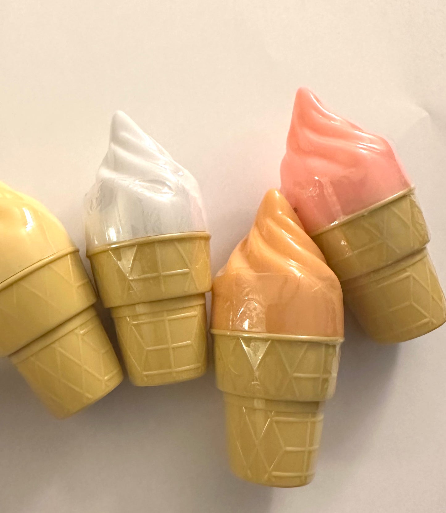 Shine Gloss -Roll Oil Lip Gloss