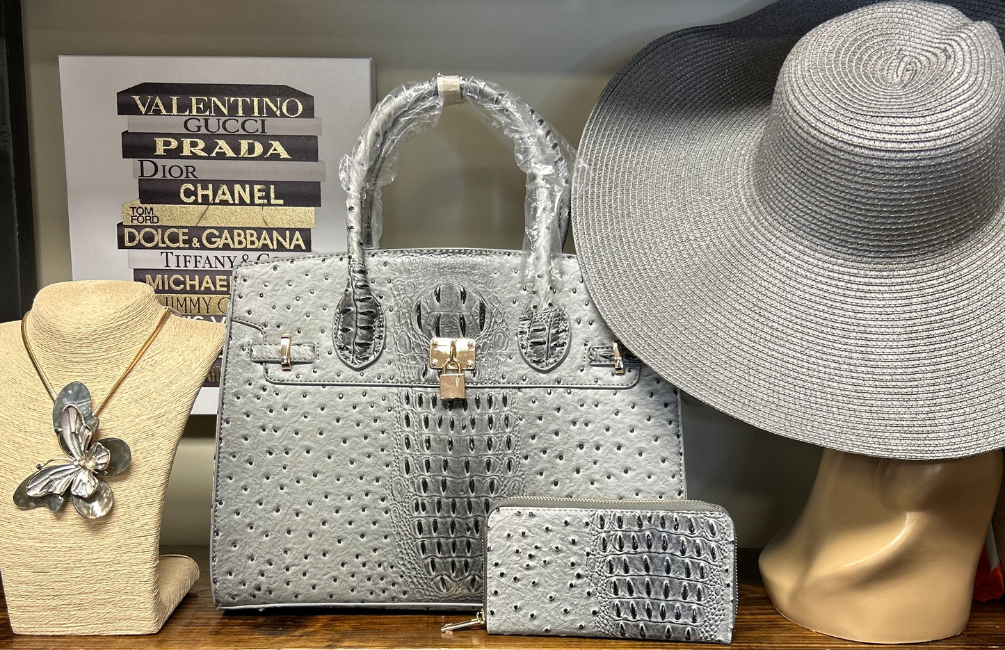 OSTRICH LOCK HANDBAG