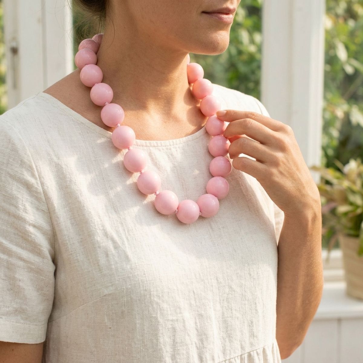 Mod Style Pretty Pink Chunky Bead Necklace