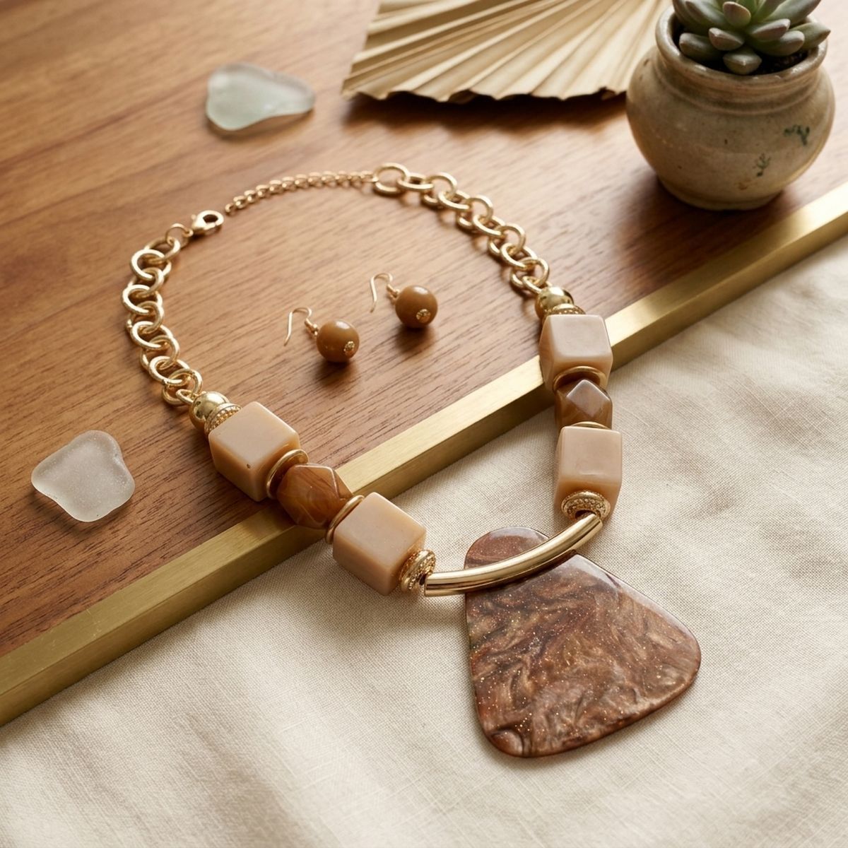 Brown Geometric Pendant Marbled Modern Necklace