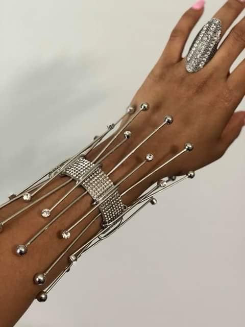 Spike Cuff